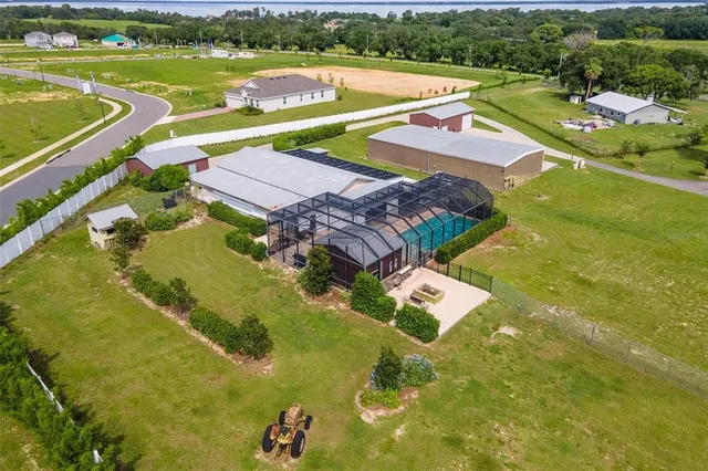 $1,200,000 | 7086 Number 2 Road, Howey-in-the-Hills, FL 34737