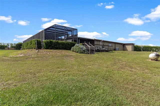 $1,200,000 | 7086 Number 2 Road, Howey-in-the-Hills, FL 34737