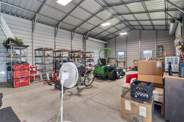 $1,200,000 | 7086 Number 2 Road, Howey-in-the-Hills, FL 34737