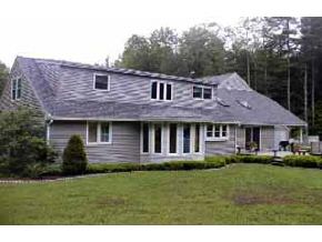 3 Cottage Road Kensington, NH 03833 - Photo 2 of 9