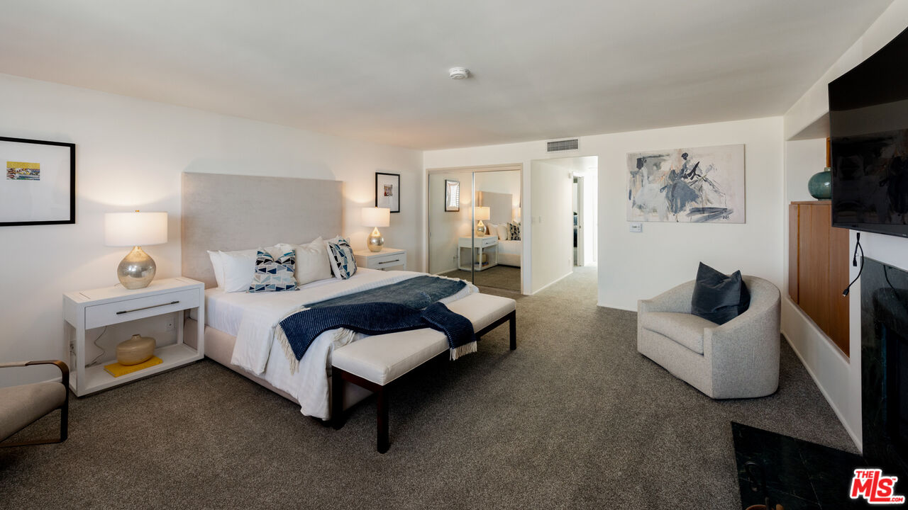 20 Voyage Street Marina del Rey, CA 90292 - Photo 12 of 28 a bedroom with a bed and a couch
