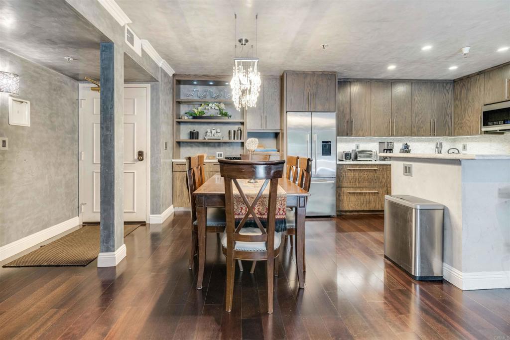5705 Friars Road, Unit 11 San Diego, CA 92110 - Photo 5 of 37