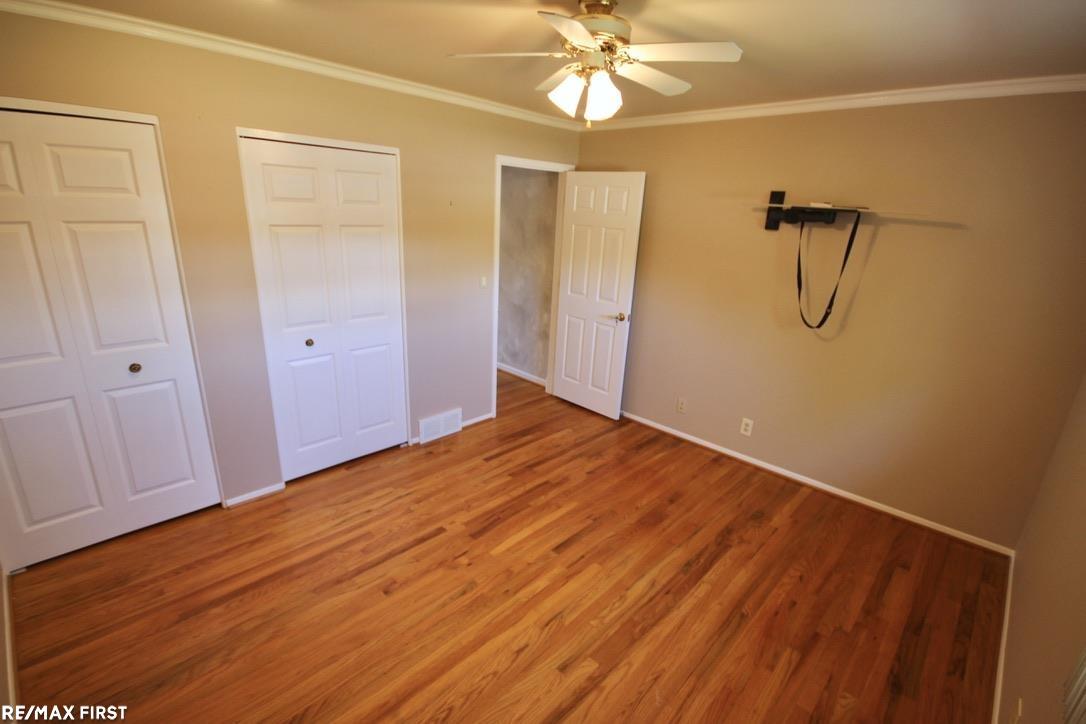 8050 Busch Street Center Line, MI 48015 - Photo 14 of 38 50044858-13.JPG