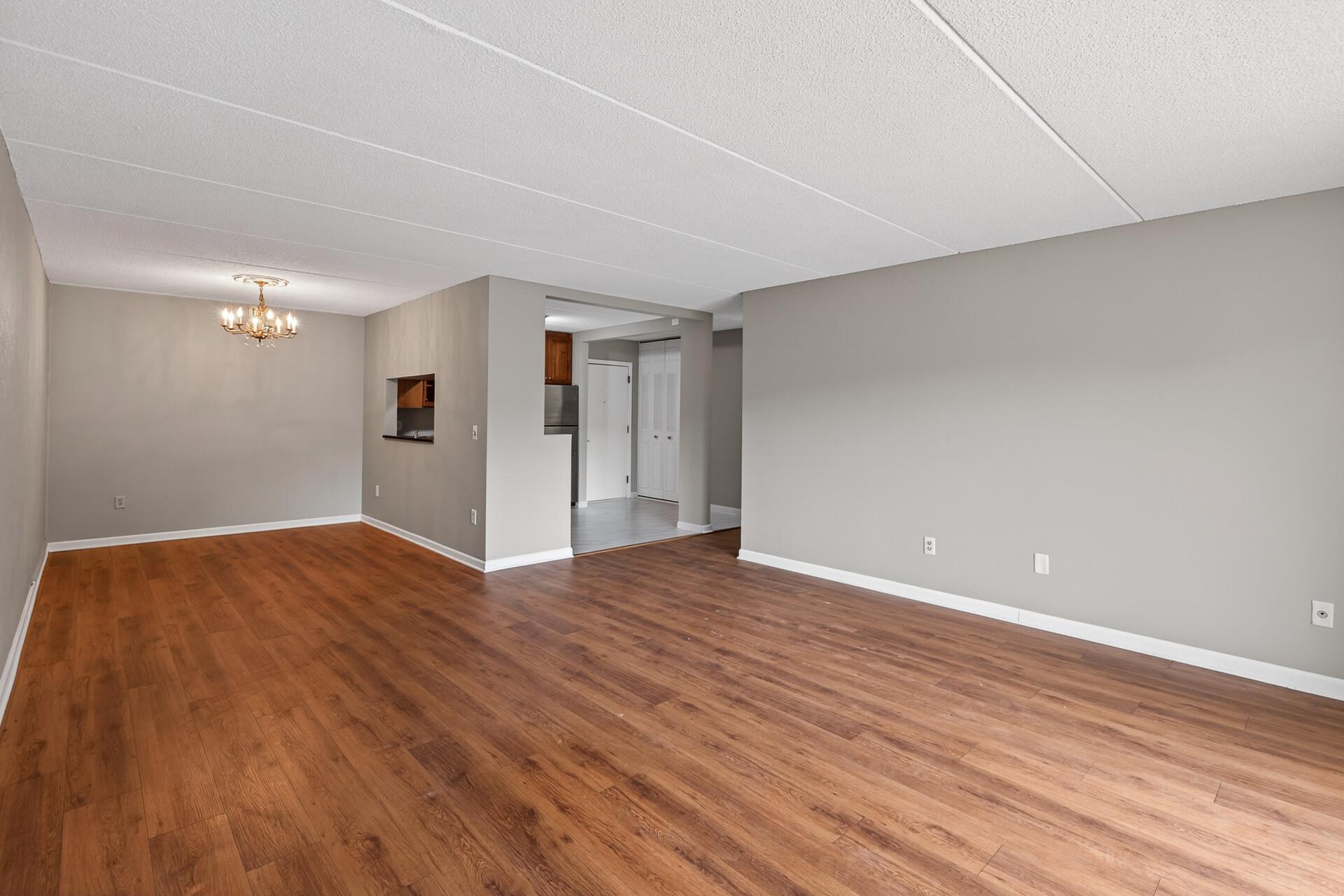 10501 Cedar Lake Road, Unit 318 Minnetonka, MN 55305 - Photo 7 of 48