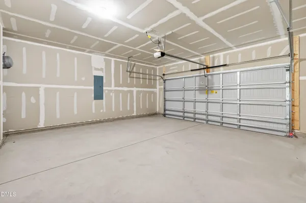 $347,720 | 204 Shiloh Woods Circle, Smithfield, NC 27577