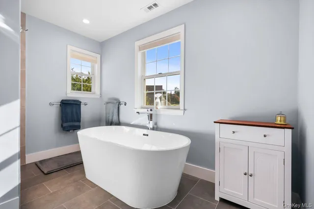 $775,000 | 4 Mane Way, Pawling, NY 12564