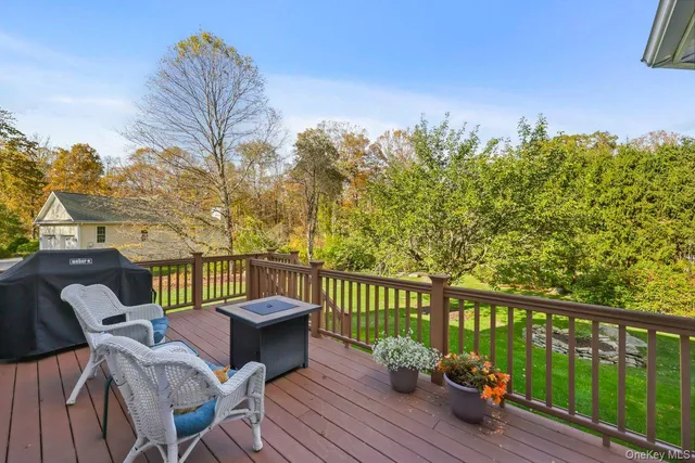 $775,000 | 4 Mane Way, Pawling, NY 12564