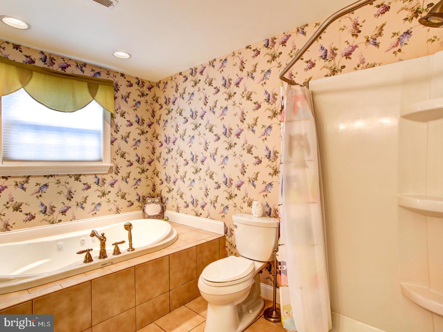 3320 Davis Road Barrington, NJ 08007 - Photo 22 of 46 Master Bath 1