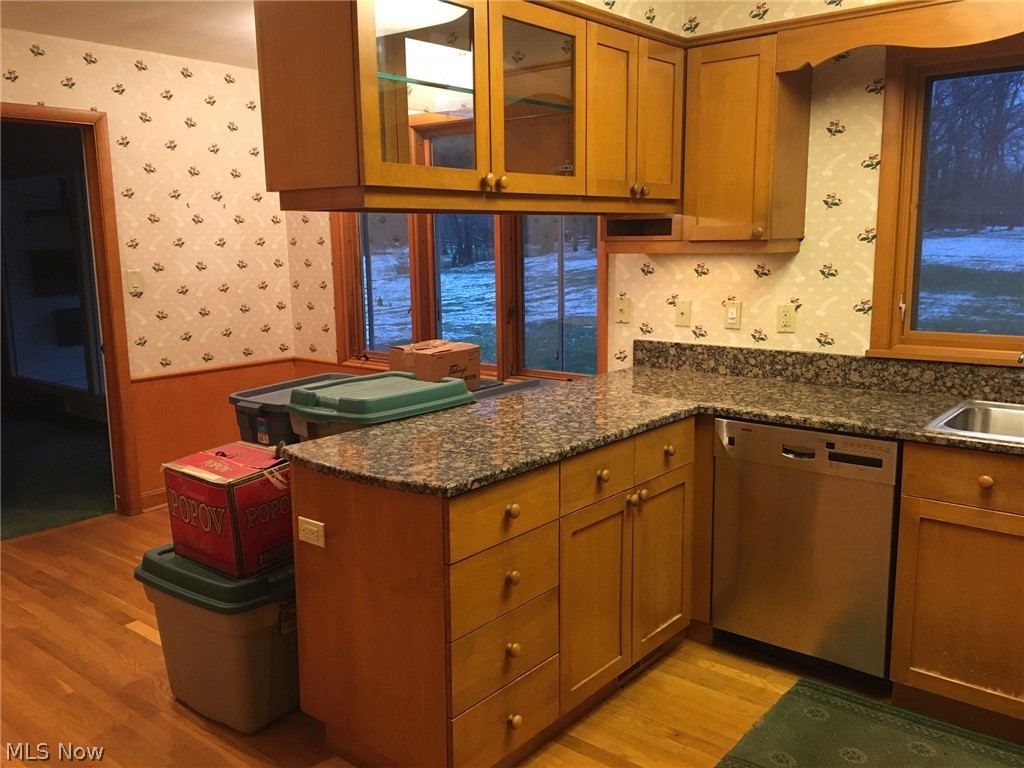 29000 Edgedale Road Cleveland, OH 44124 - Photo 6 of 28 Gallery Image 6