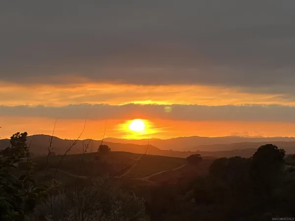 $1,195,000 | 1282 Olive Avenue, Fallbrook, CA 92028