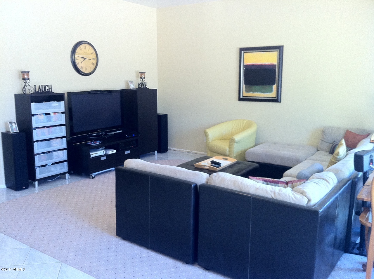4535 East Swilling Road Phoenix, AZ 85050 - Photo 2 of 13 Living Room