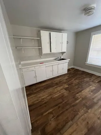 $1,050 | 609 East N 15th Street, Unit B, Abilene, TX 79601