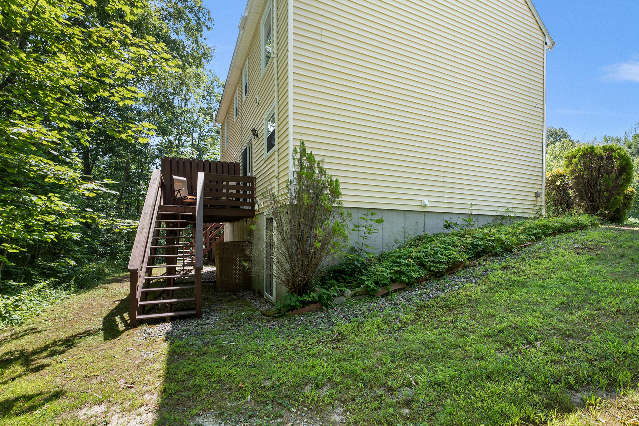 40 Powder Mill Drive, Unit 40 Kennebunk, ME 04043 - Photo 4 of 27 40 Powder Mill Dr, Kennebunk, ME-09