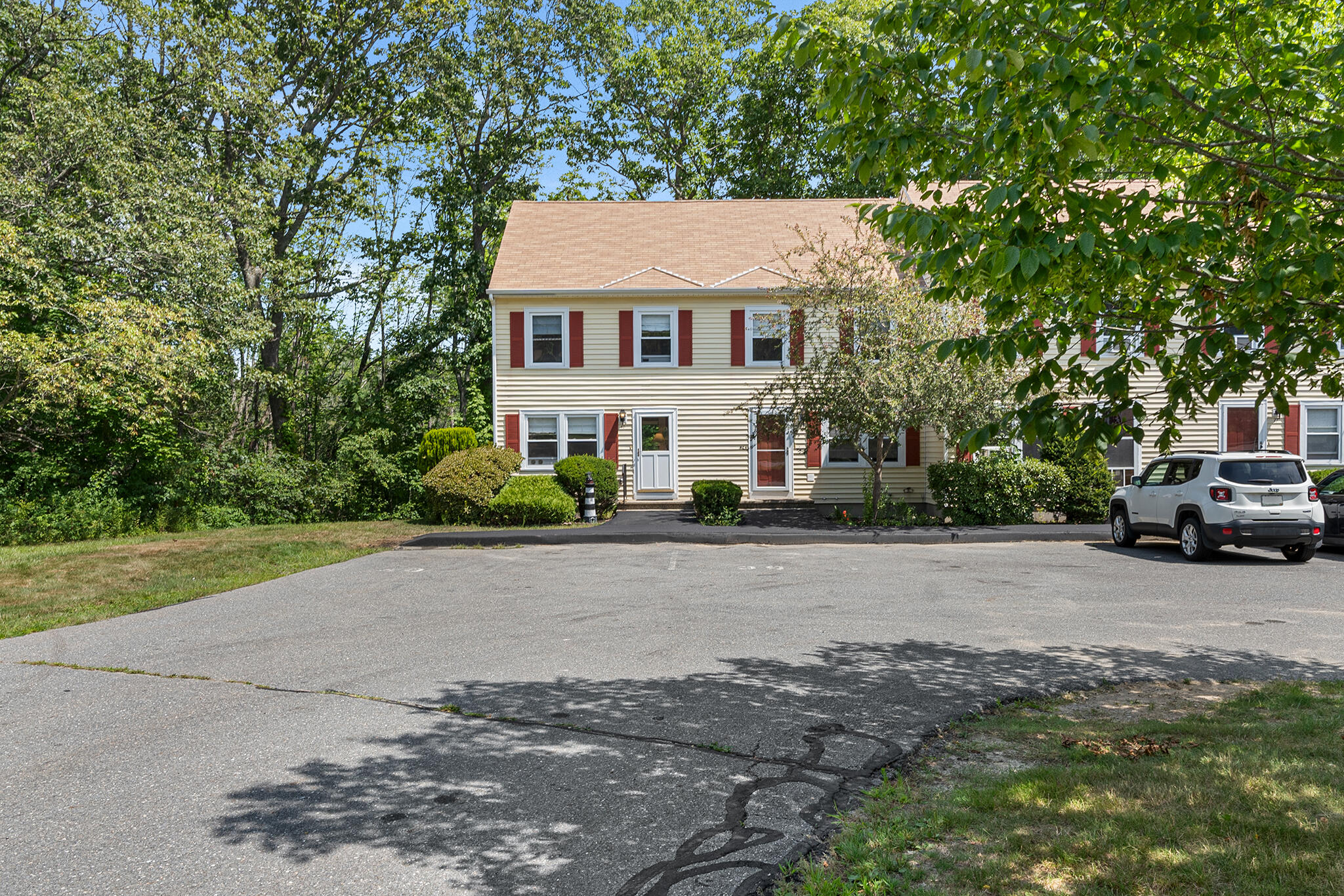40 Powder Mill Drive, Unit 40 Kennebunk, ME 04043 - Photo 5 of 27 40 Powder Mill Dr, Kennebunk, ME-06