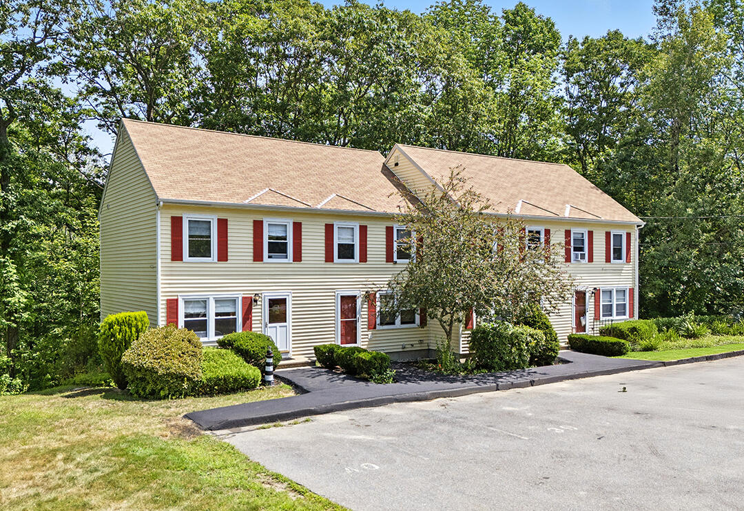 40 Powder Mill Drive, Unit 40 Kennebunk, ME 04043 - Photo 7 of 27 exterior1