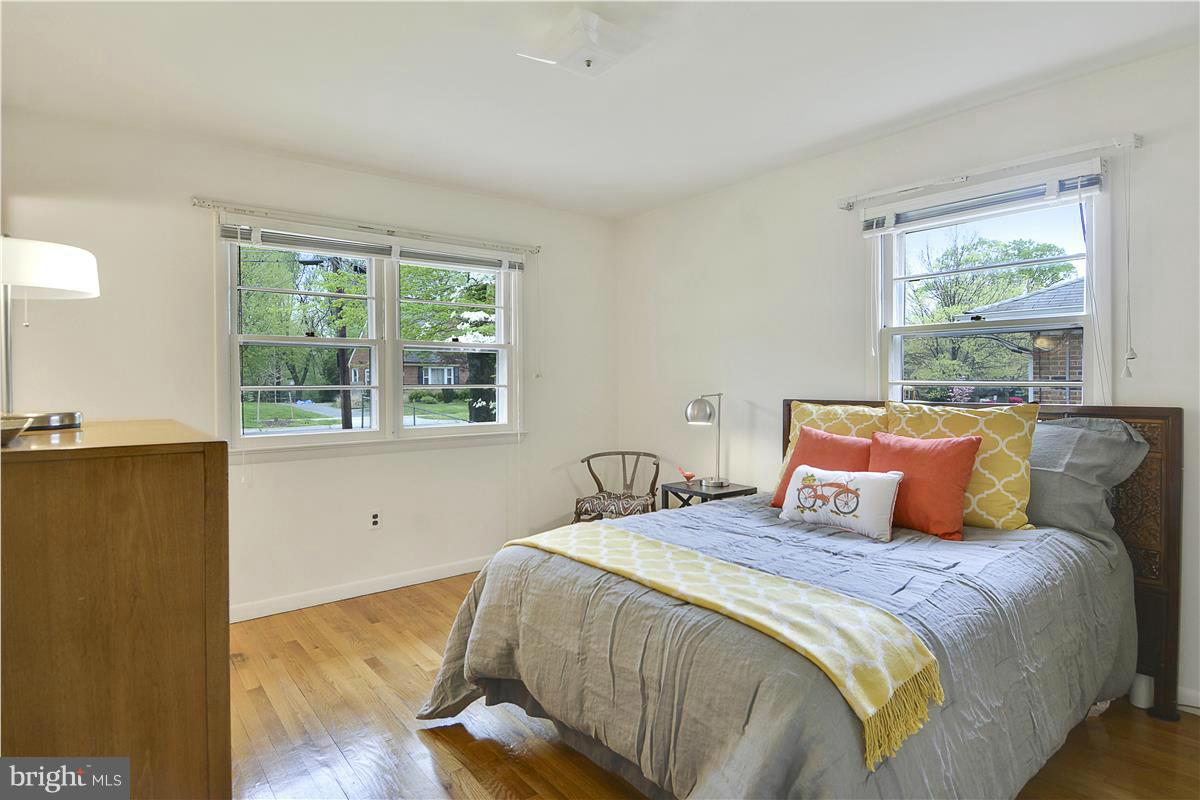 11412 Kenton Place Silver Spring, MD 20902 - Photo 12 of 29 Bedroom (Master)