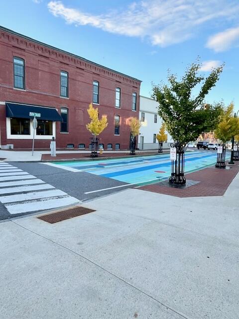 21 Clover Lane, Unit 210 Westbrook, ME 04092 - Photo 13 of 14 ValeeSquare