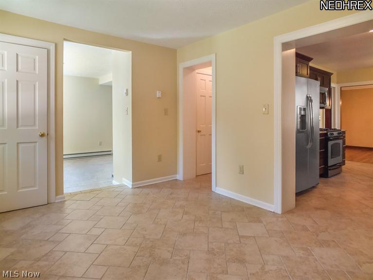 2451 Dysart Road Cleveland, OH 44118 - Photo 9 of 20