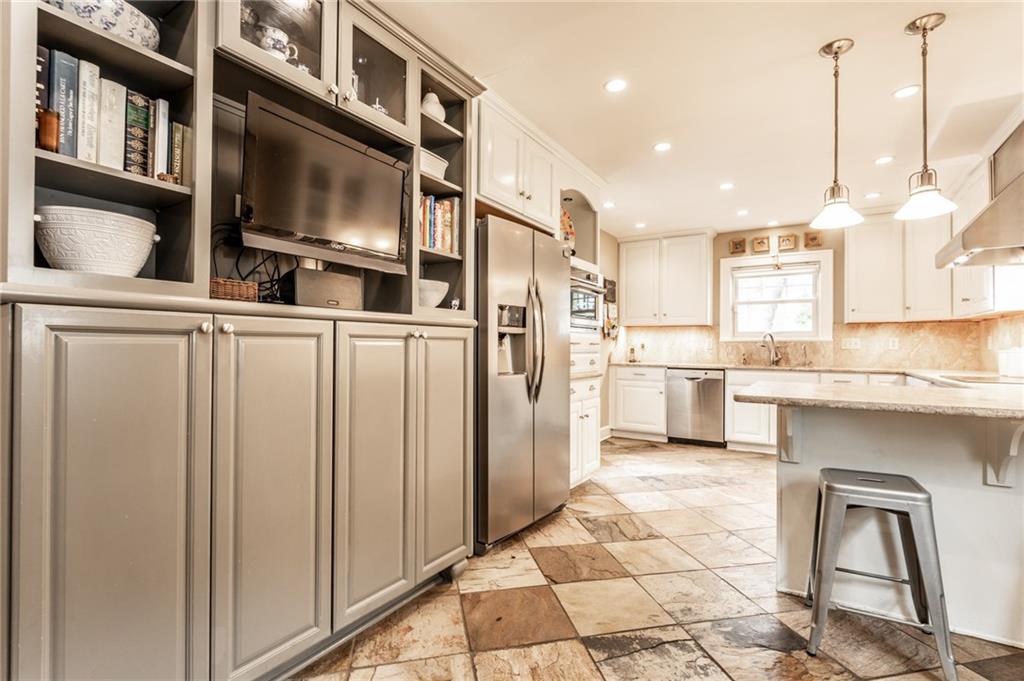 5140 North Pennsylvania Street Indianapolis, IN 46205 - Photo 19 of 40