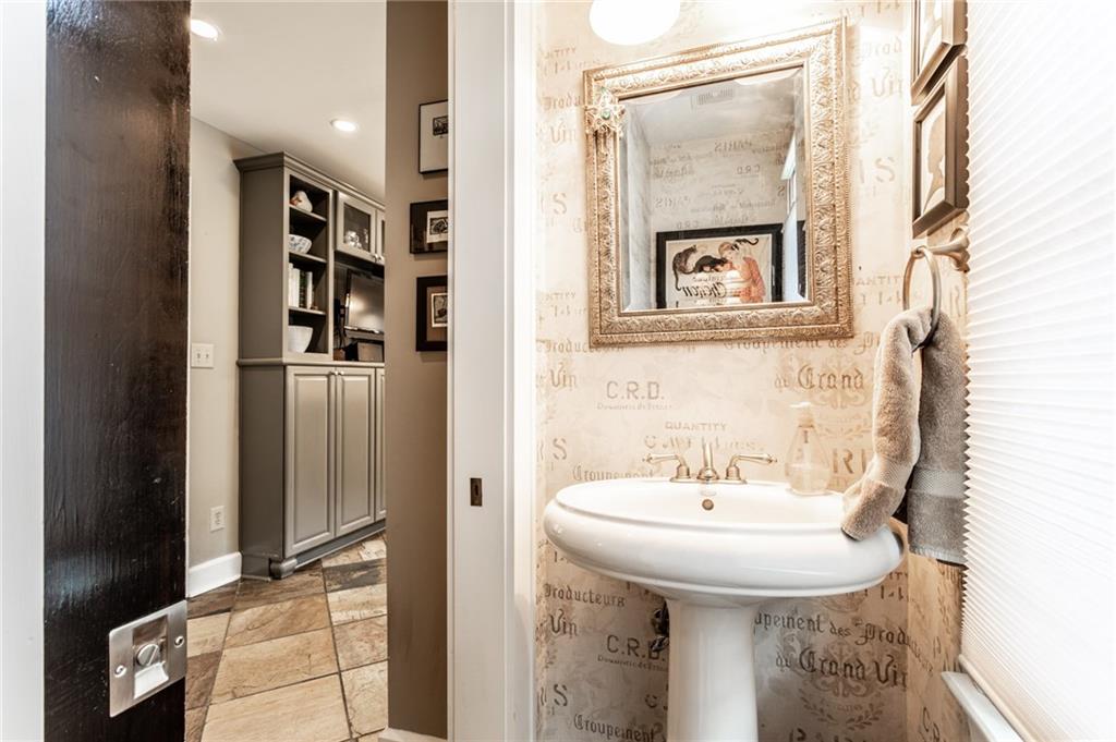 5140 North Pennsylvania Street Indianapolis, IN 46205 - Photo 25 of 40