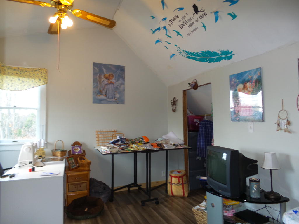 119 South Road China, ME 04358 - Photo 15 of 24 Bedroom 2