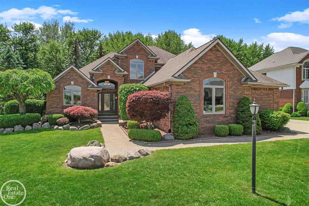 49446 Compass Point Drive Chesterfield, MI 48047 - Photo 3 of 50