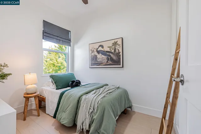 $699,000 | 1727 9th Street, Oakland, CA 94607