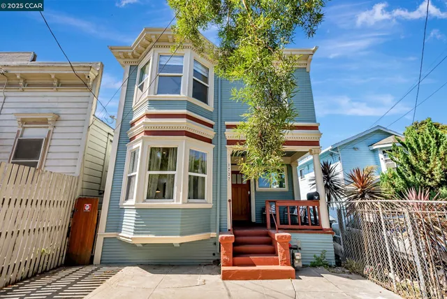 $699,000 | 1727 9th Street, Oakland, CA 94607