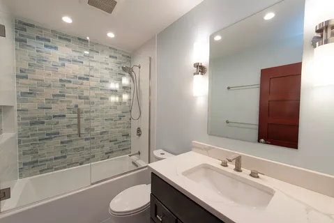 $470,000 | 408 Mallard Drive, Deerfield, IL 60015
