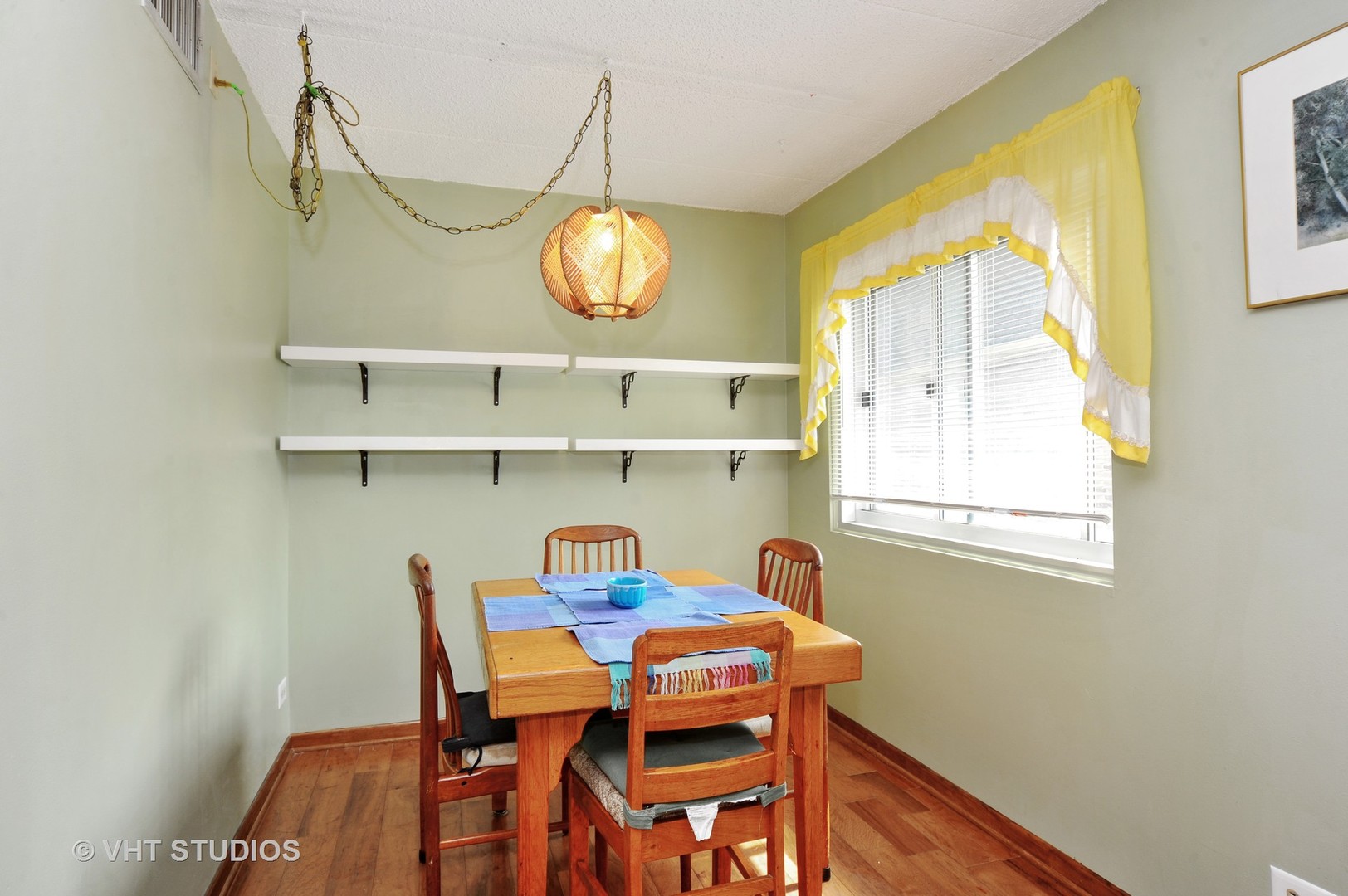 3222 Sanders Road, Unit 2B Northbrook, IL 60062 - Photo 6 of 10