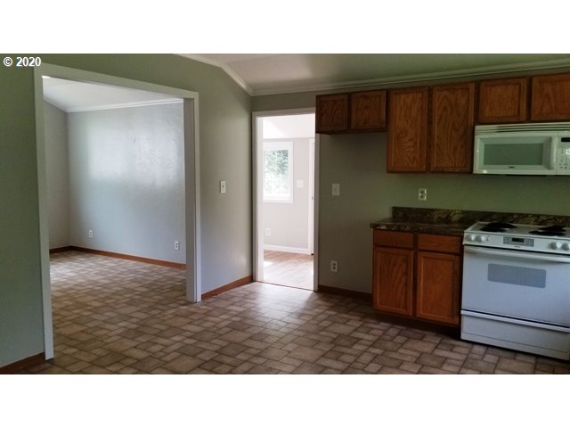 52535 Big Creek Road Myrtle Point, OR 97458 - Photo 18 of 31 Gallery Image 18