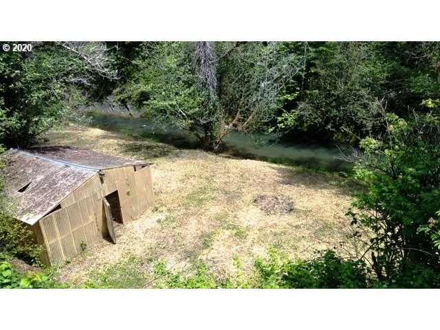 52535 Big Creek Road Myrtle Point, OR 97458 - Photo 7 of 31 Gallery Image 7