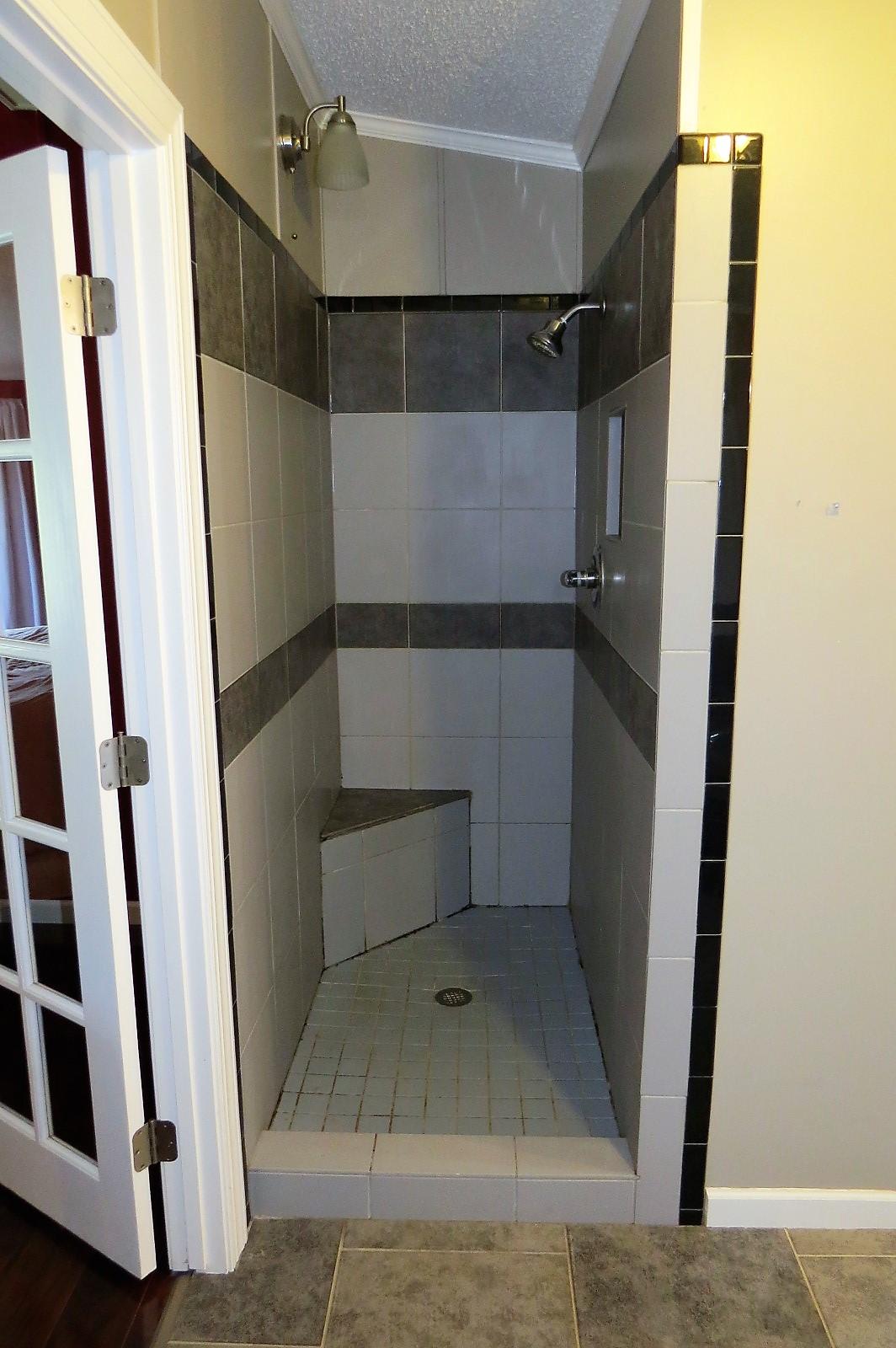 5035 Rutledge Pike Rutledge, TN 37861 - Photo 22 of 29 Master Bathroom