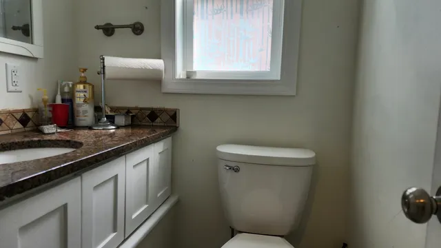 $3,000 | 513 South Brooks Street, Madison, WI 53715