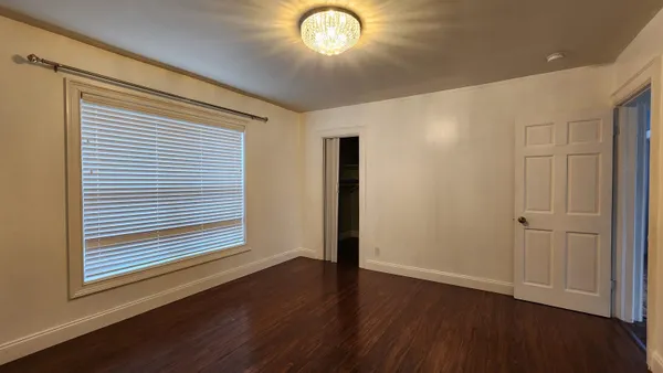 $2,500 | 513 South Brooks Street, Madison, WI 53715