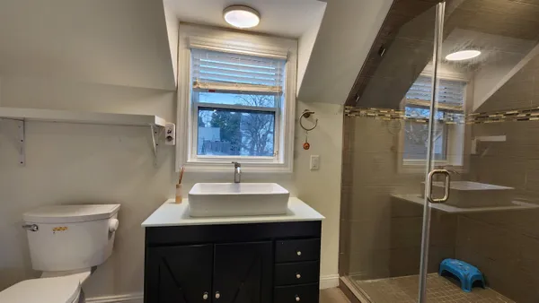 $2,500 | 513 South Brooks Street, Madison, WI 53715
