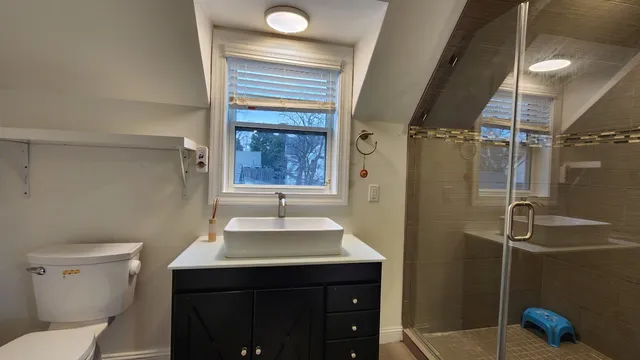 $3,000 | 513 South Brooks Street, Madison, WI 53715