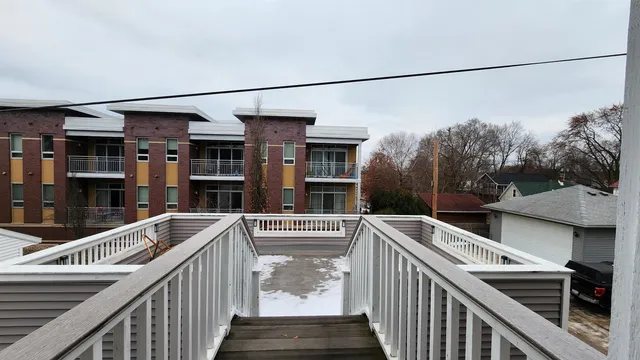 $3,000 | 513 South Brooks Street, Madison, WI 53715