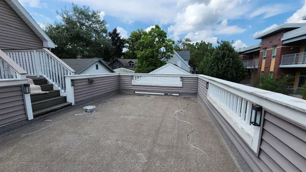 $2,500 | 513 South Brooks Street, Madison, WI 53715