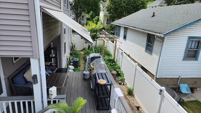 $3,000 | 513 South Brooks Street, Madison, WI 53715