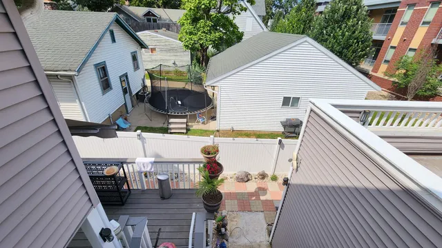 $3,000 | 513 South Brooks Street, Madison, WI 53715