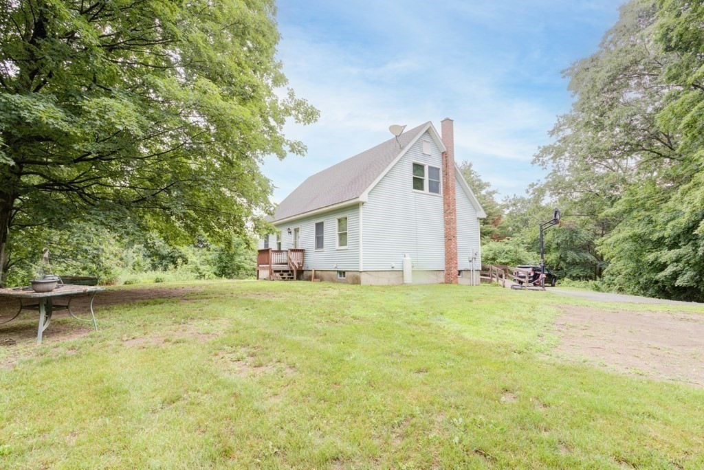 47 Leyden Road Greenfield, MA 01301 - Photo 2 of 39 Gallery Image 2