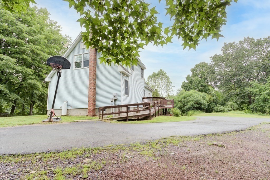 47 Leyden Road Greenfield, MA 01301 - Photo 4 of 39 Gallery Image 4