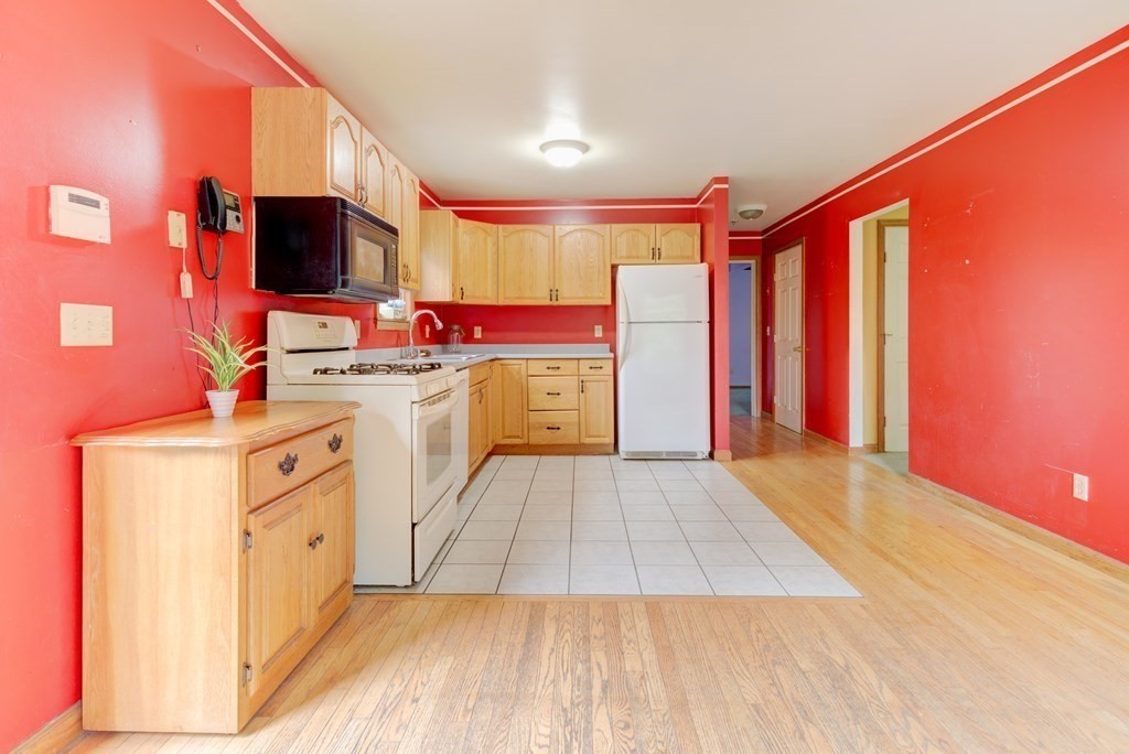 47 Leyden Road Greenfield, MA 01301 - Photo 9 of 39 Gallery Image 9