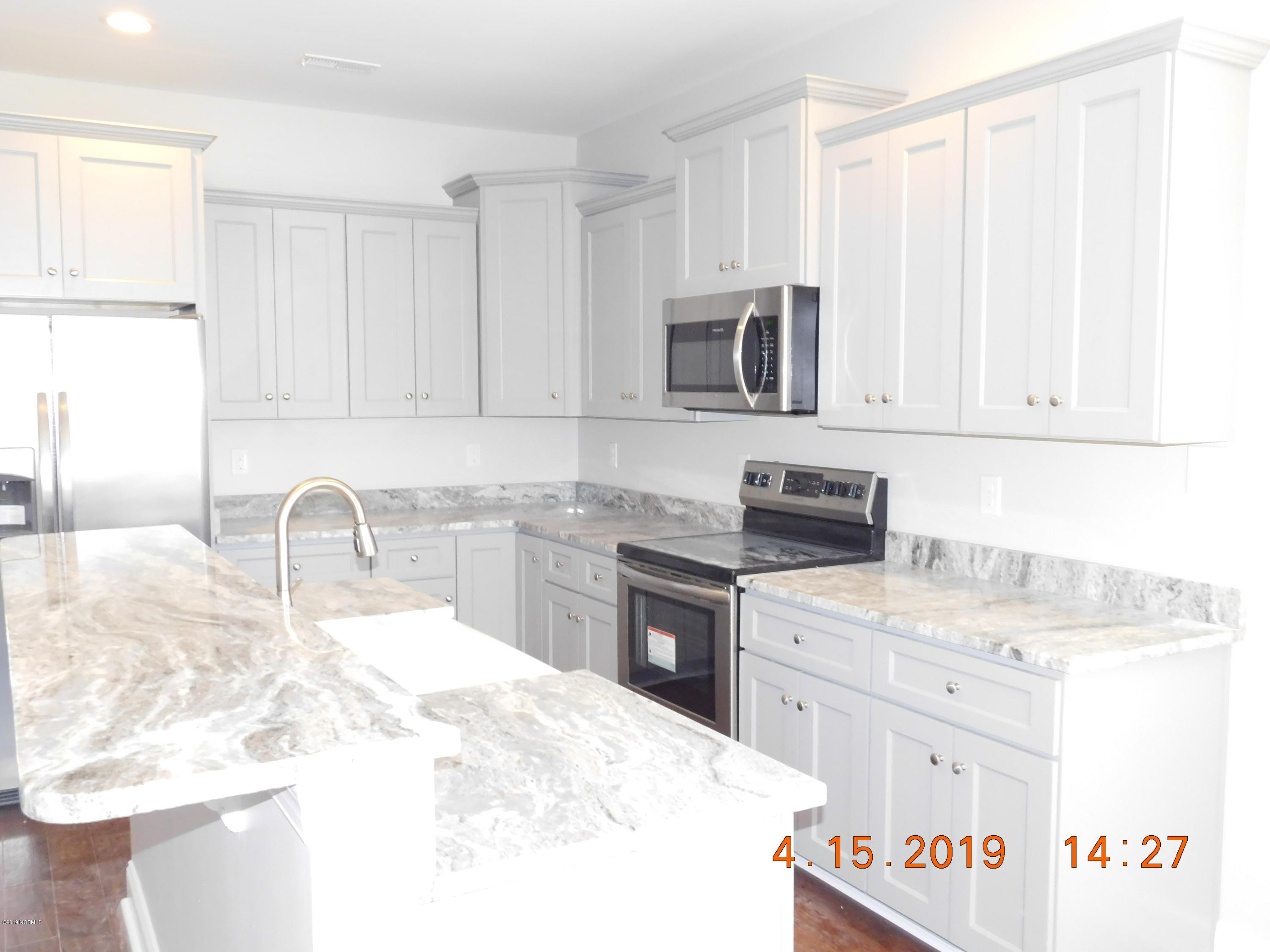 501 Diamond Ridge Court Hubert, NC 28539 - Photo 3 of 20 DSCN2938