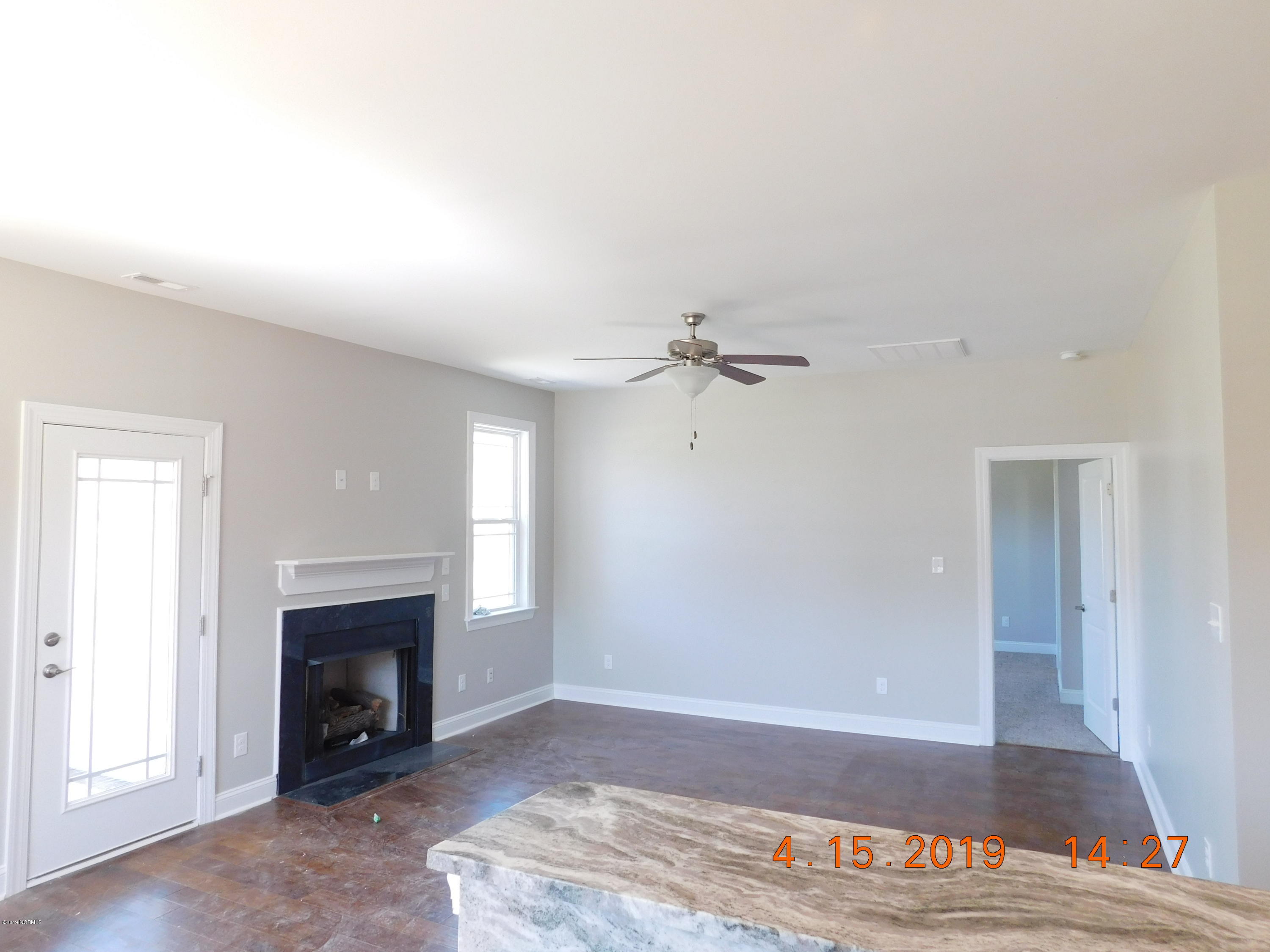 501 Diamond Ridge Court Hubert, NC 28539 - Photo 5 of 20 DSCN2940