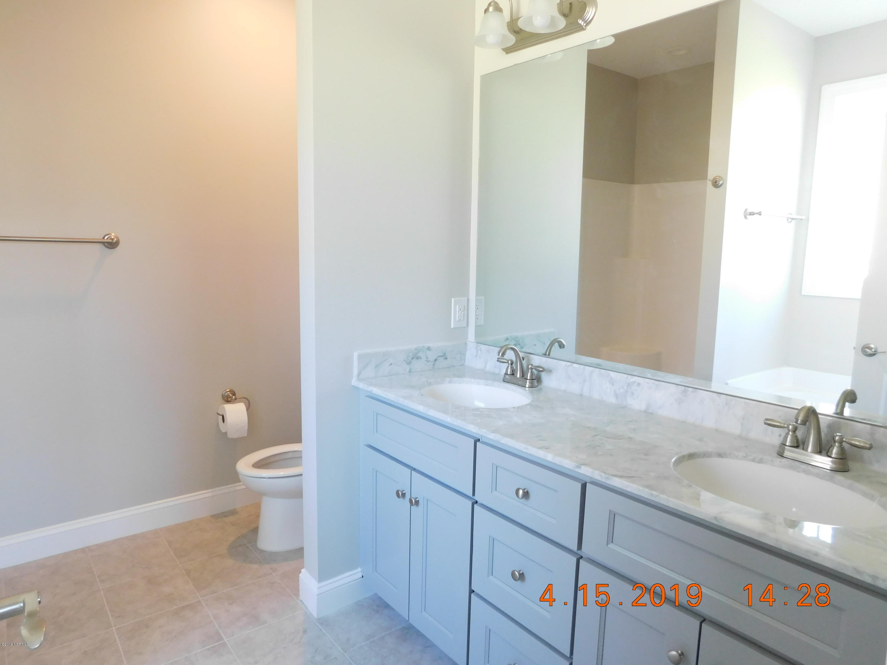 501 Diamond Ridge Court Hubert, NC 28539 - Photo 8 of 20 DSCN2943