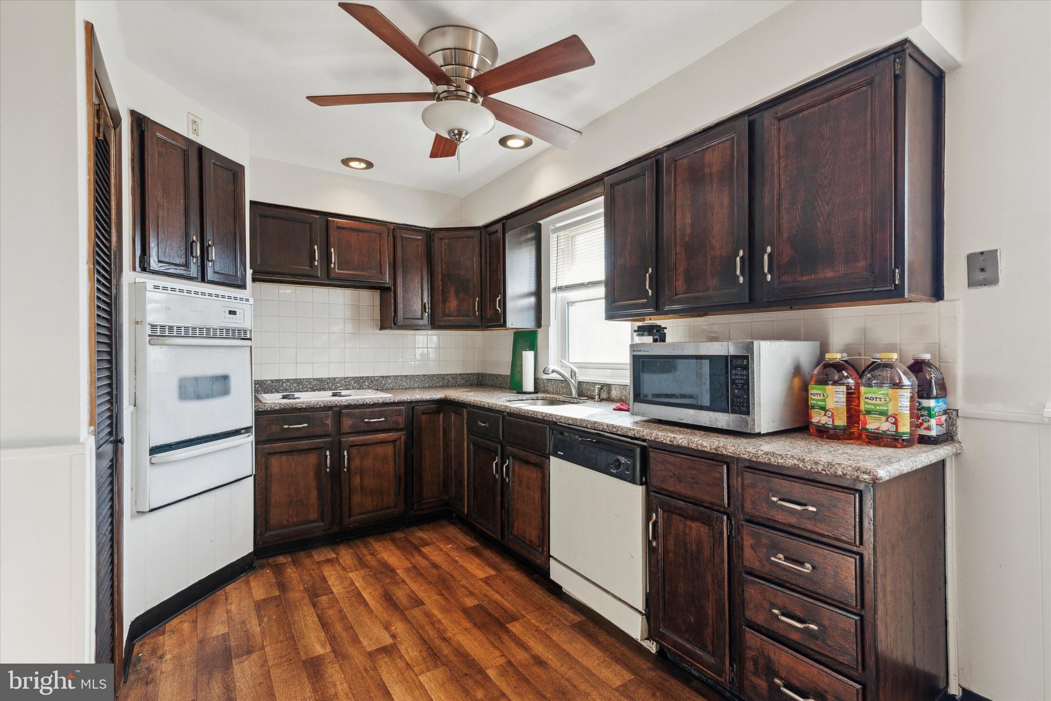 2709 Northview Road Philadelphia, PA 19152 - Photo 1 of 26 Gallery Image 1
