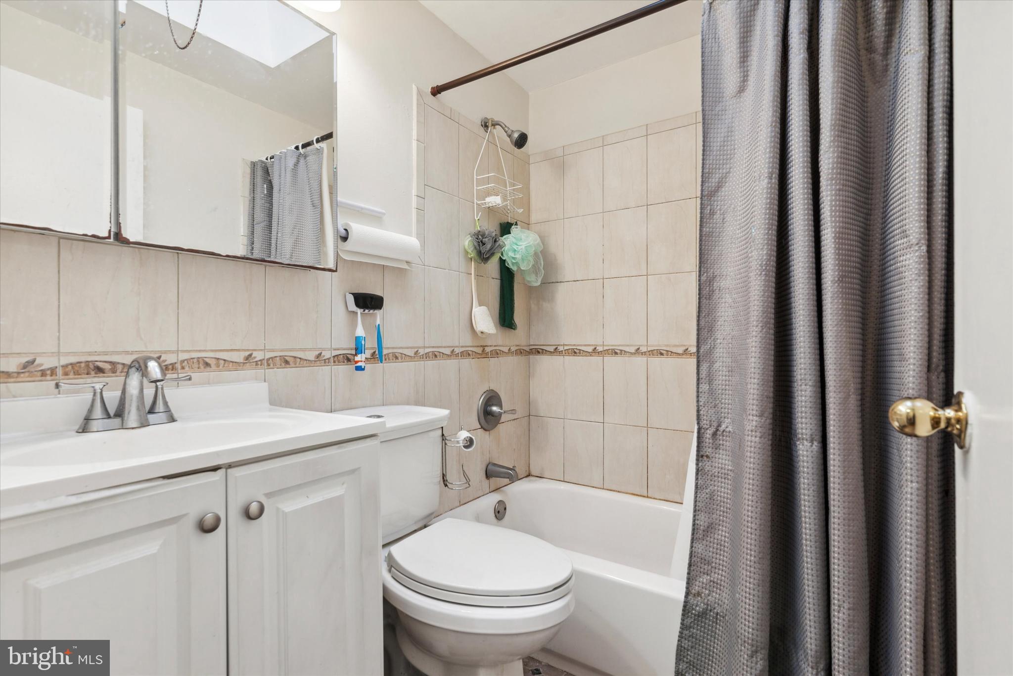2709 Northview Road Philadelphia, PA 19152 - Photo 18 of 26 Gallery Image 18