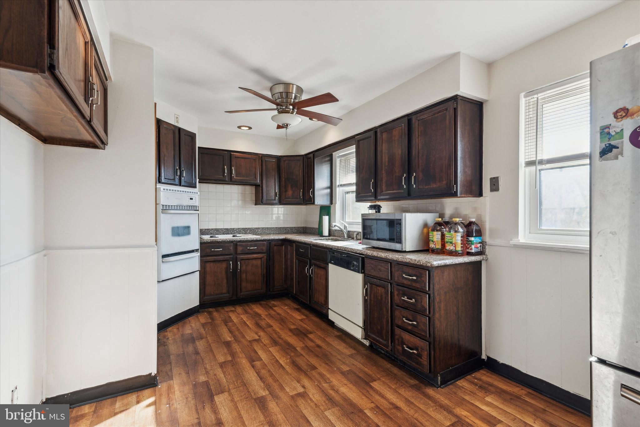 2709 Northview Road Philadelphia, PA 19152 - Photo 2 of 26 Gallery Image 2